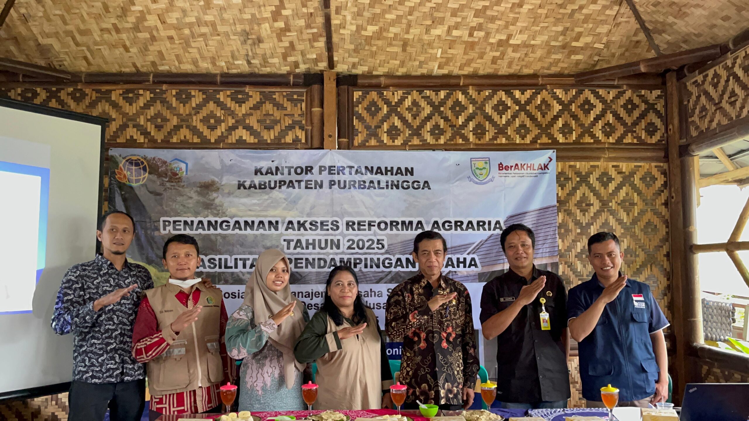 KWT Karya Tani Desa Pengalusan Dapat Sosialisasi Sertifikasi Halal dari Kemenag Purbalingga