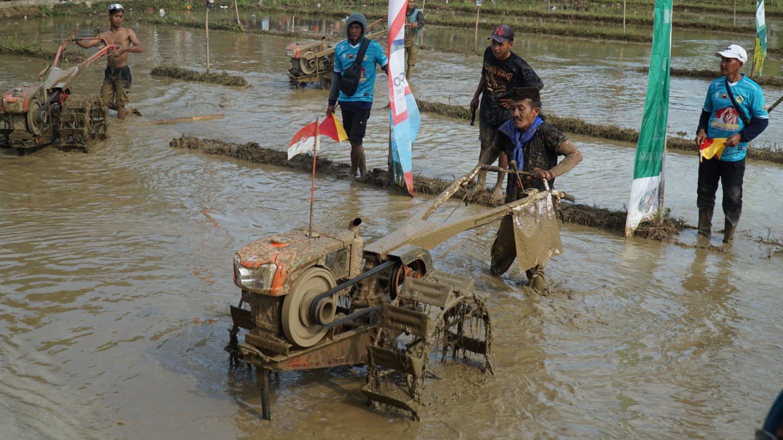 Balap Traktor Perdana Meriahkan Purbalingga, Bukti Sinergi TNI dan Petani