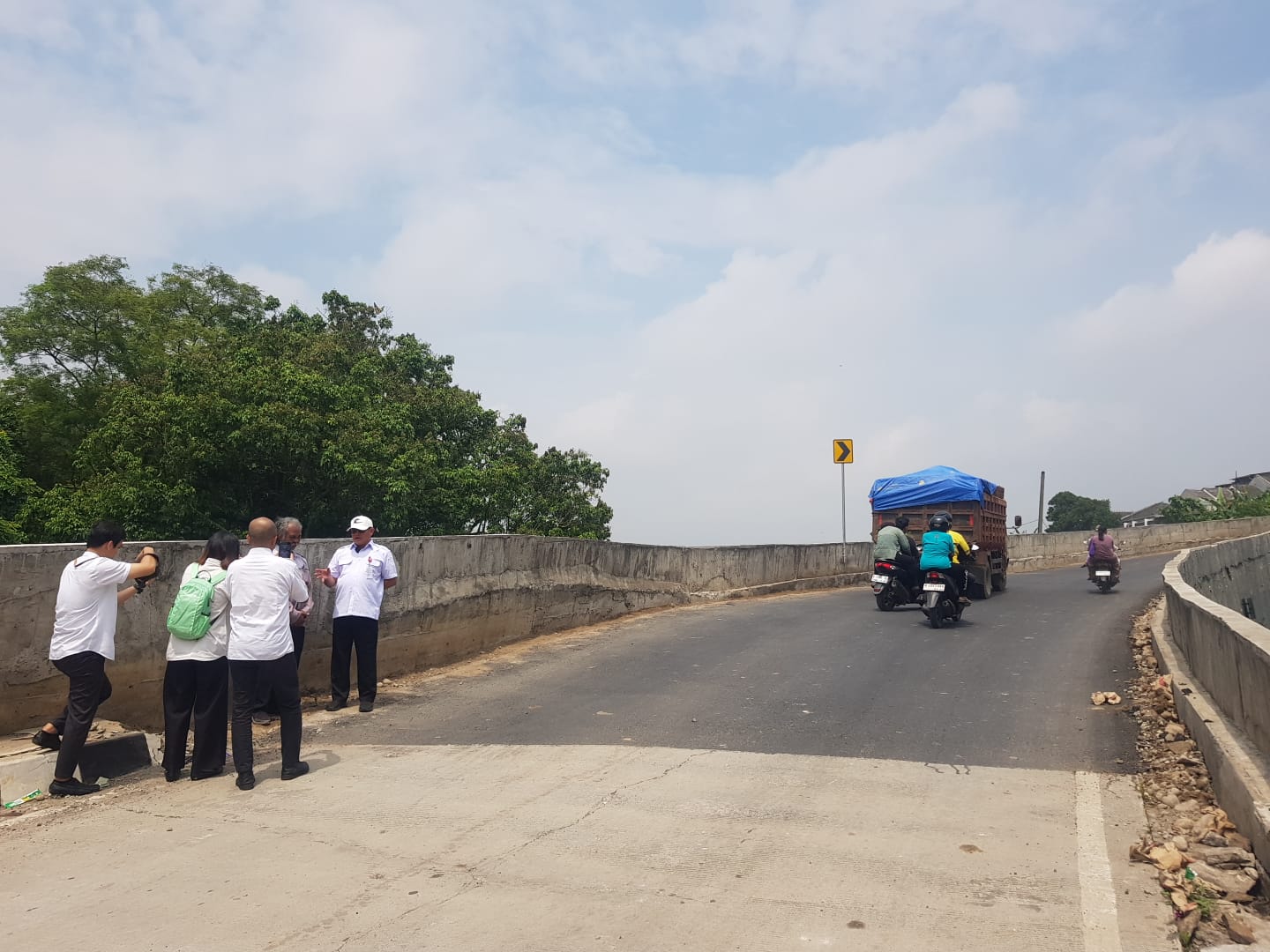 PU Tegaskan Perbaikan Jalan di Kalipancur Merupakan Inisiatif PT PMH, Bukan Proyek APBD