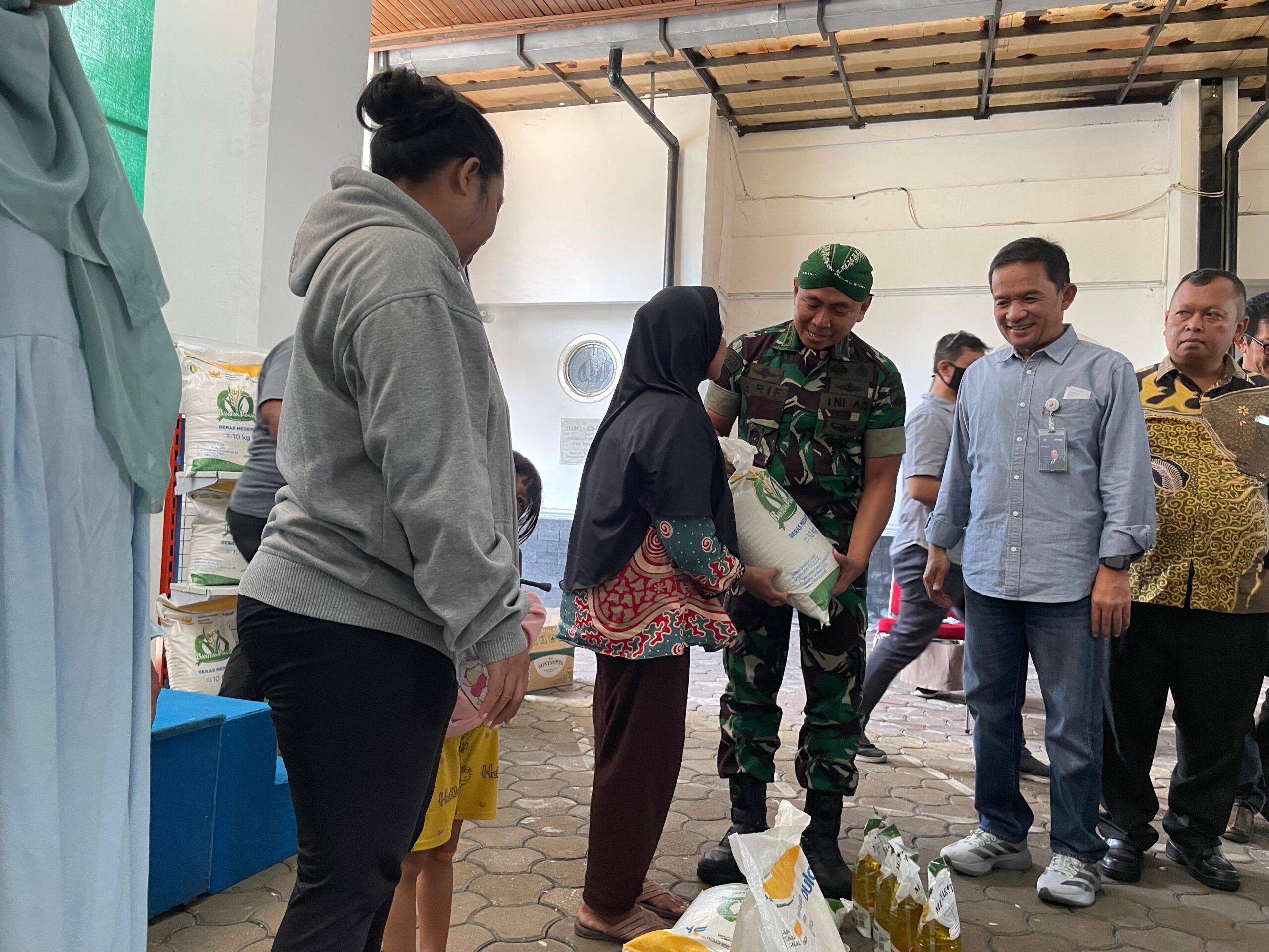 Ratusan Ribu Warga DIY Terima Bantuan Pangan, BULOG Pastikan Stok Aman Jelang Idul Fitri